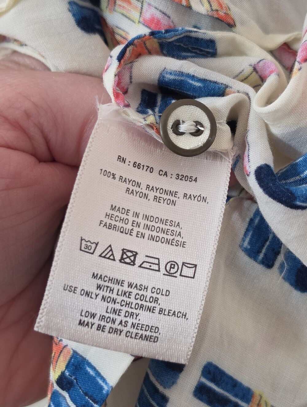 Anthropologie Maeve Lipstick Button Up Top 6 - Picture 8 of 8